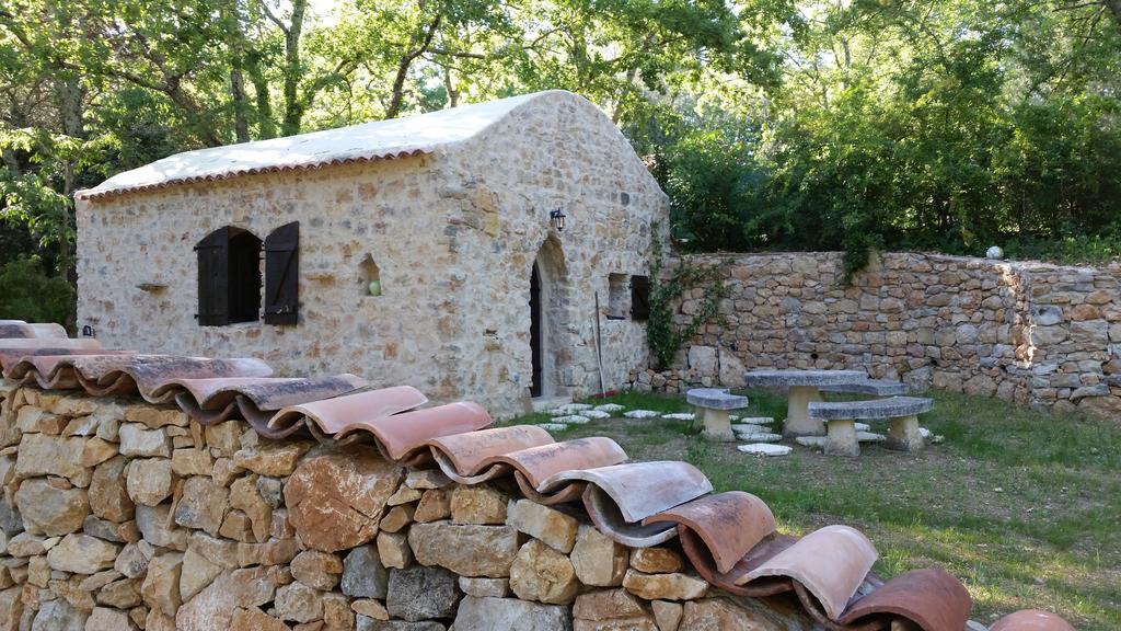 Le Donjon Des Combes Et Son Spa Fayence Oda fotoğraf