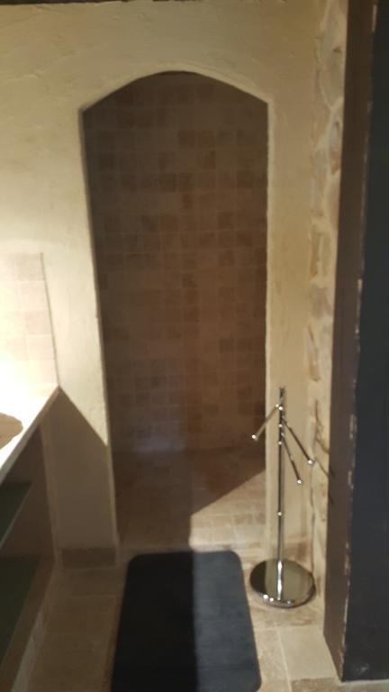 Le Donjon Des Combes Et Son Spa Fayence Oda fotoğraf