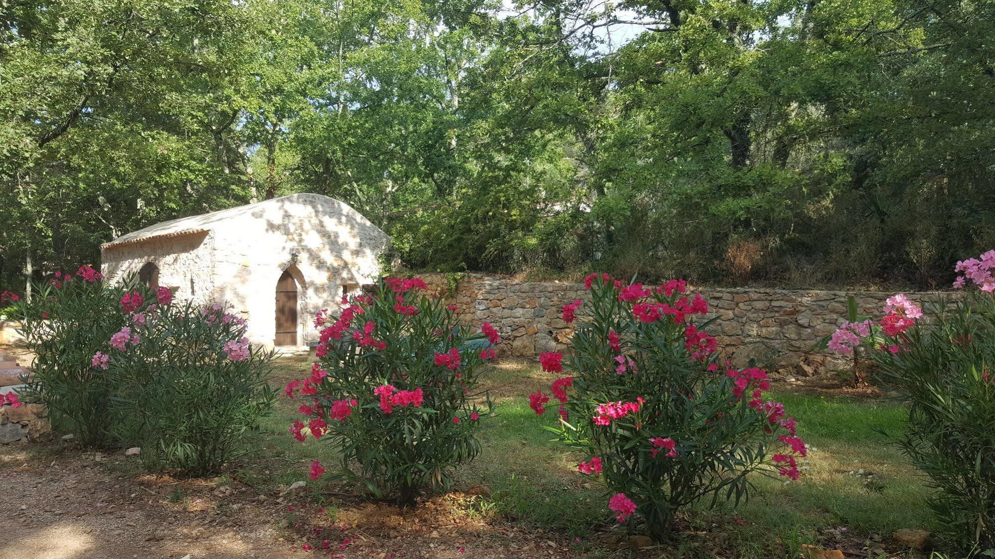 Le Donjon Des Combes Et Son Spa Fayence Dış mekan fotoğraf